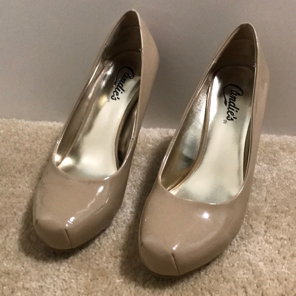 Candies Nude heels size 7